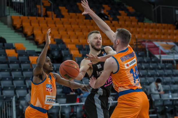 他们在门将 他们在门将